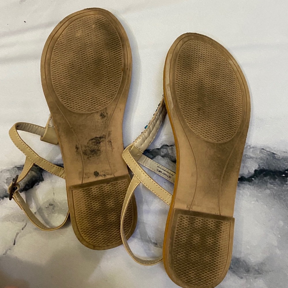 Beaded Sandals - Picture 4 of 5